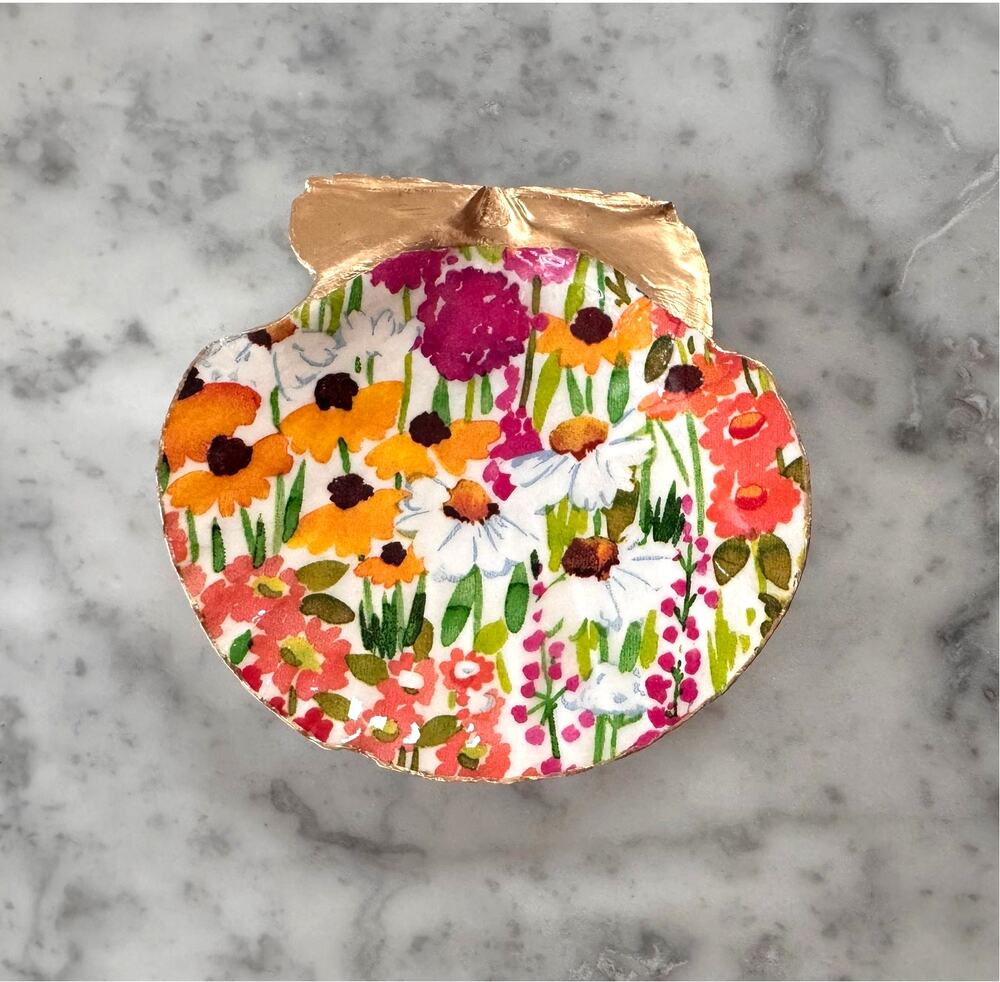 Wildflower Meadow Shell Trinket Dish – Colorful Floral Ring Dish